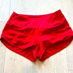 Lululemon Speed up low-rise line shorts 2.5”